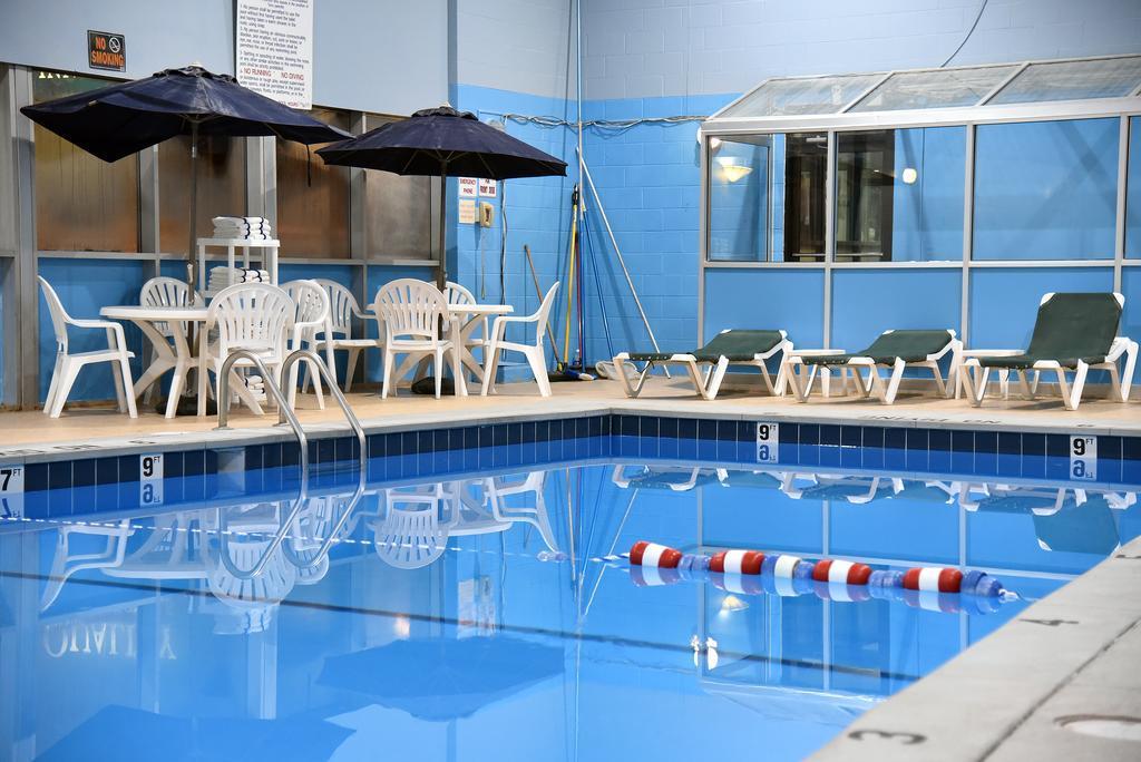 Quality Inn & Suites Near I-480 And I-29 Консіл-Блафс Екстер'єр фото