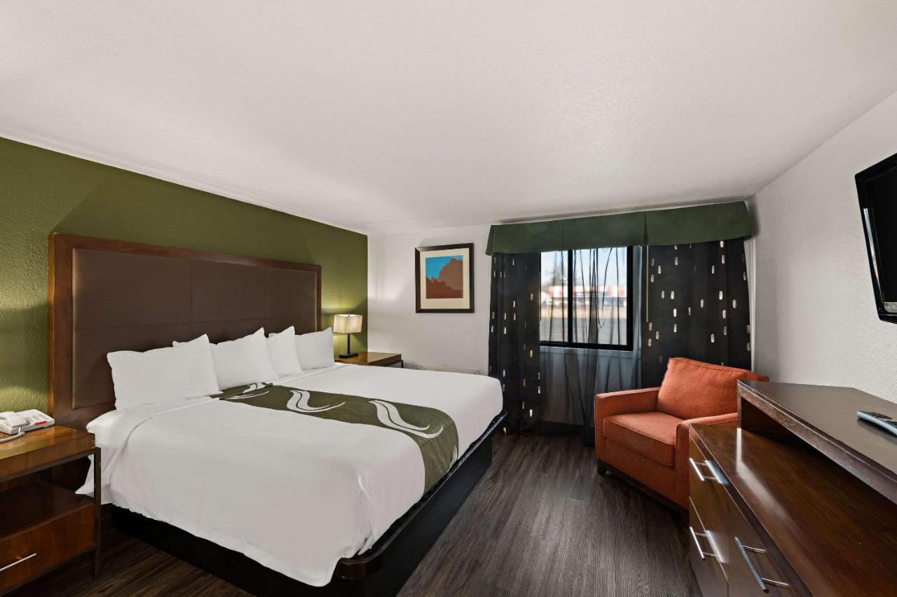 Quality Inn & Suites Near I-480 And I-29 Консіл-Блафс Екстер'єр фото