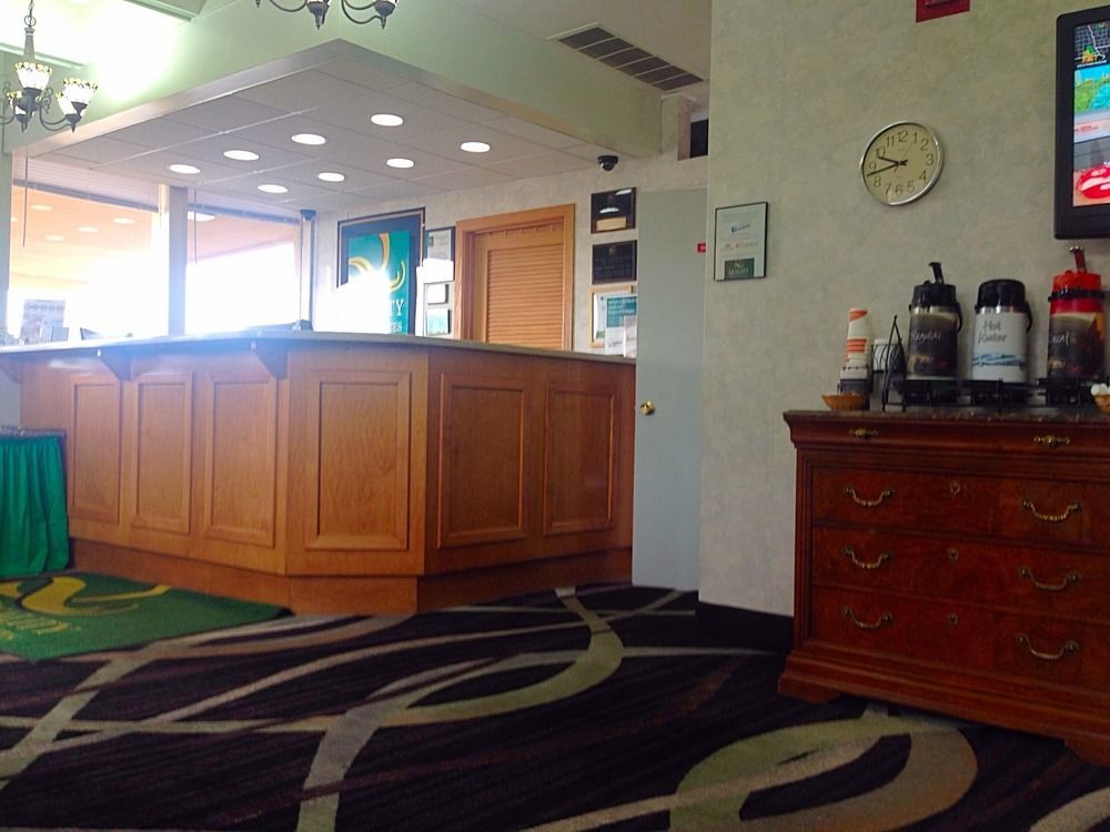 Quality Inn & Suites Near I-480 And I-29 Консіл-Блафс Екстер'єр фото