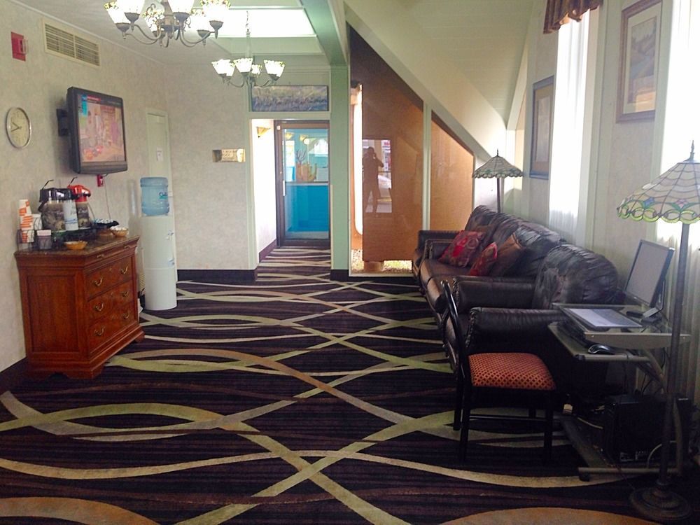 Quality Inn & Suites Near I-480 And I-29 Консіл-Блафс Екстер'єр фото